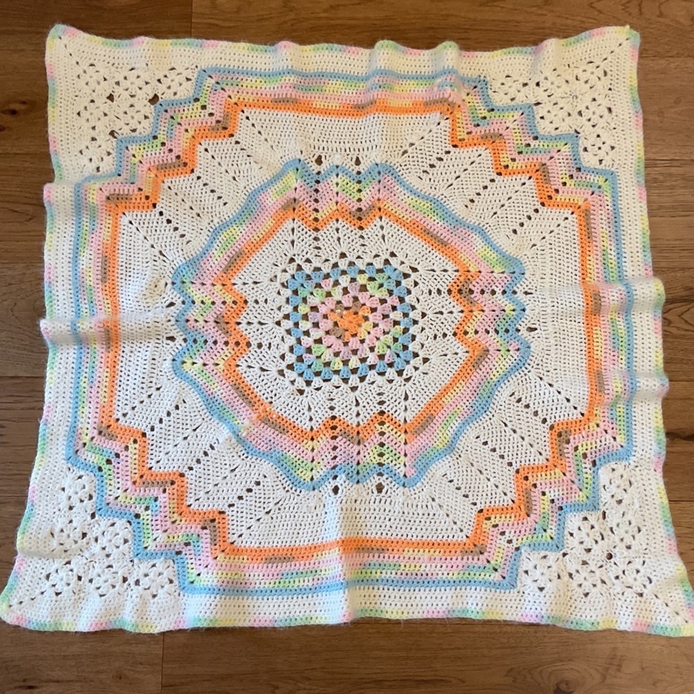Handmade Crochet Baby Blanket Pastel Rainbow Chevron Starburst White 40x39